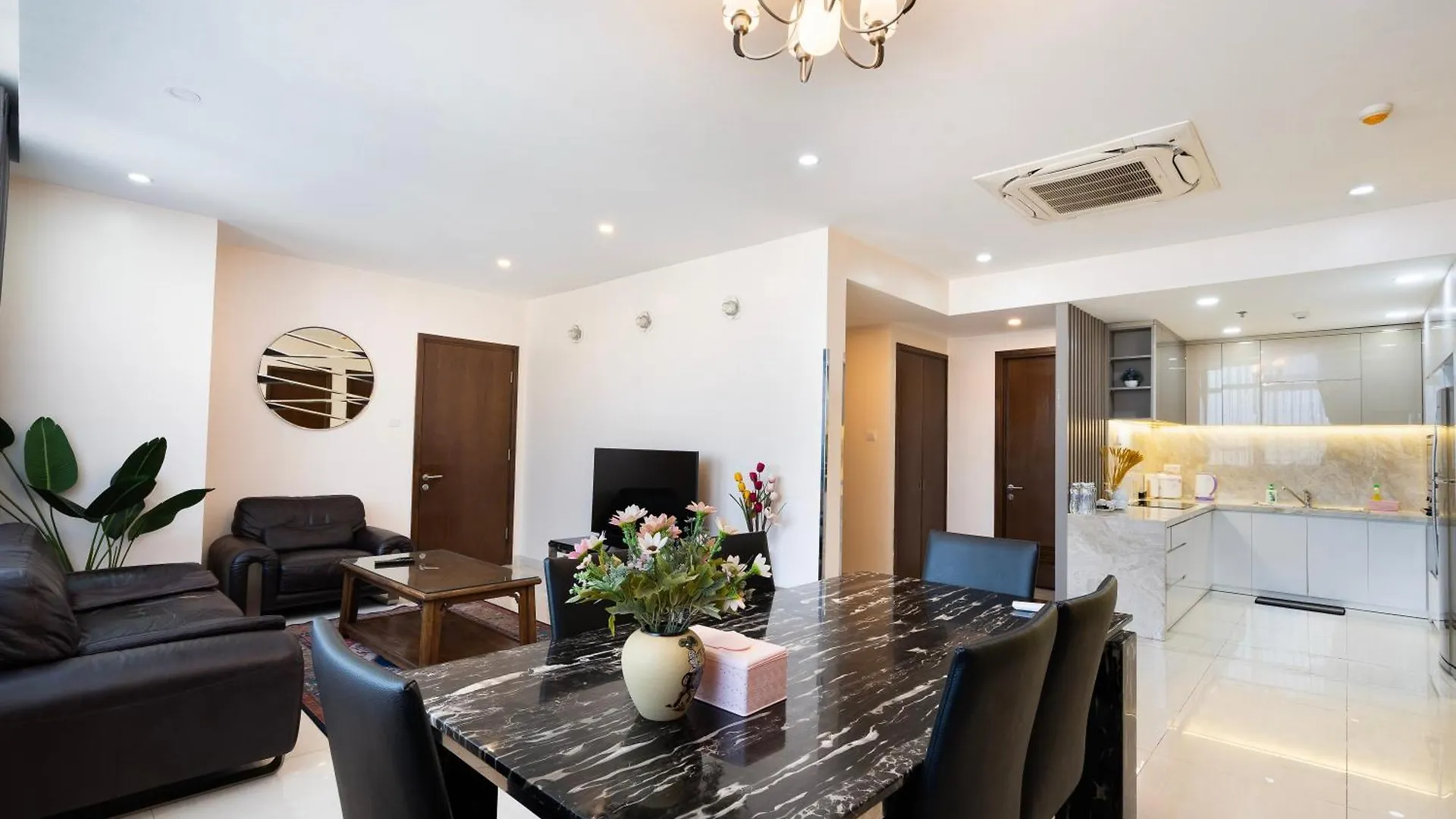 Diamond Luxury The One Ben Thanh Ho Chi Minh City 0*,