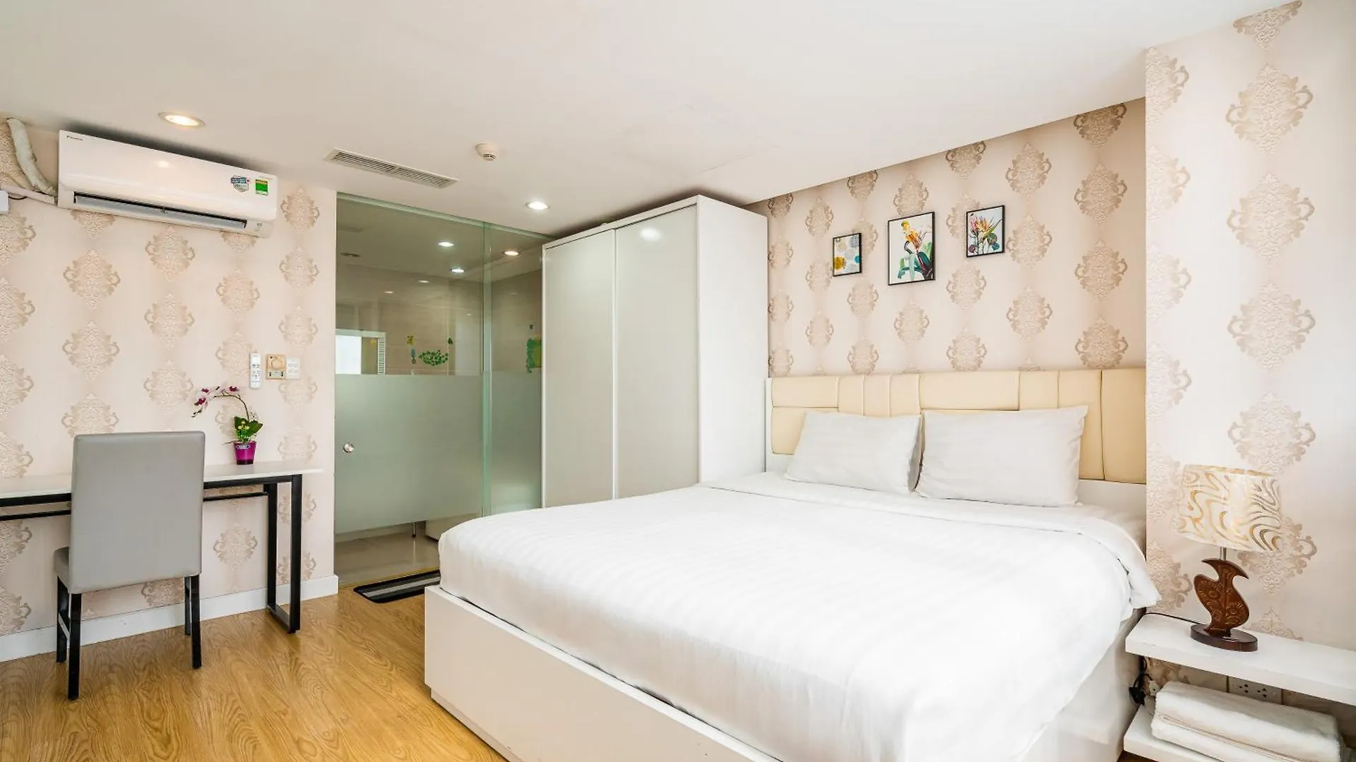 Diamond Luxury The One Ben Thanh Ho Chi Minh City Vietnam