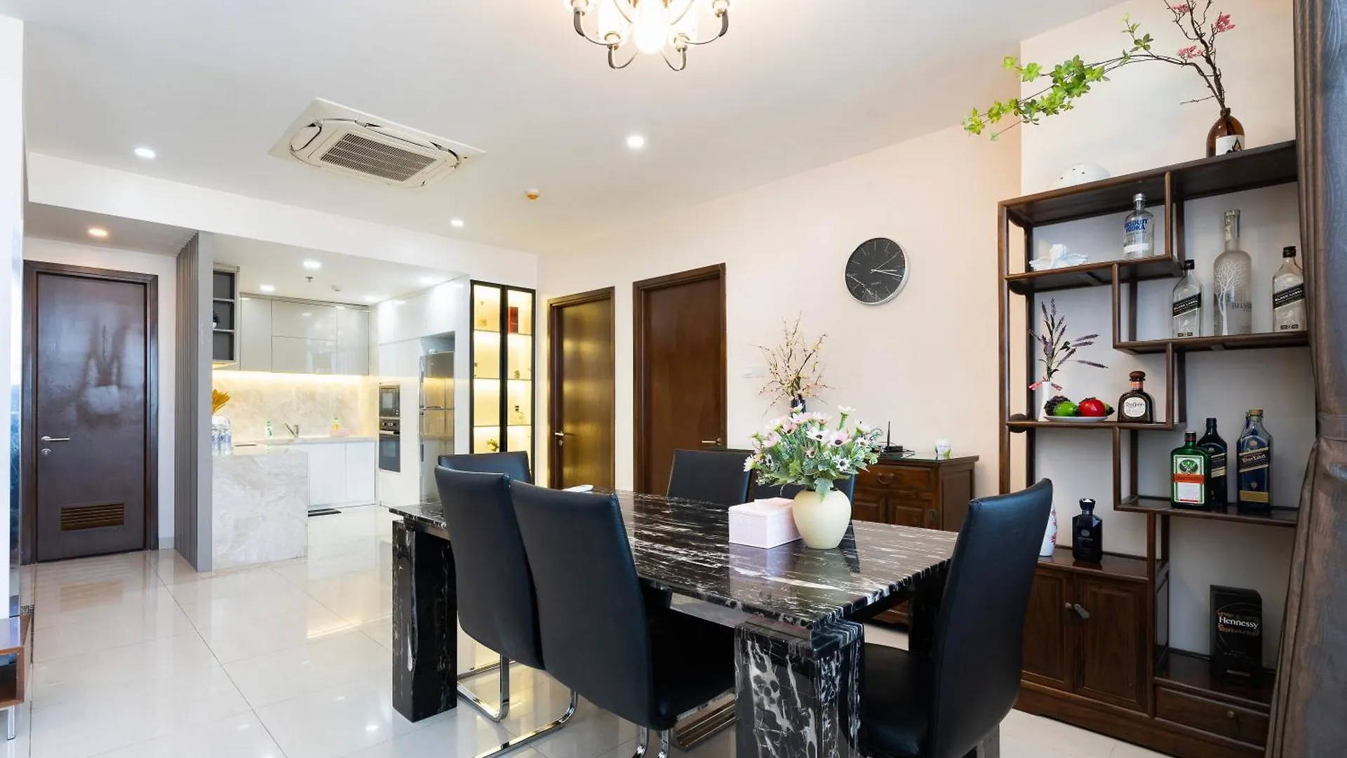 Aparthotel Diamond Luxury The One Ben Thanh Ho Chi Minh City