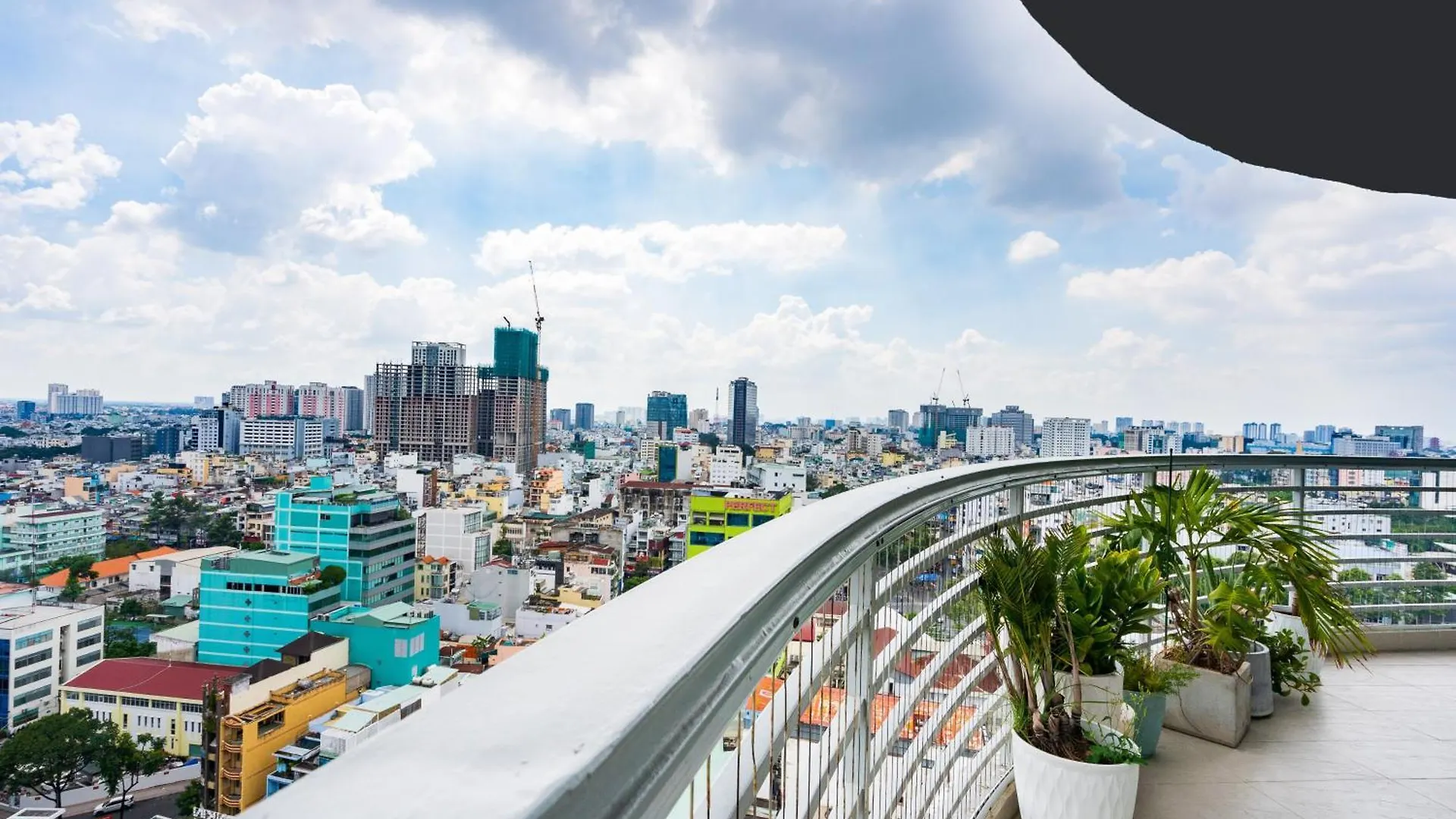 Diamond Luxury The One Ben Thanh Ho Chi Minh City 0*,
